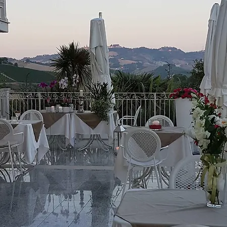 Bed & Breakfast Residenza Delle Grazie 4*