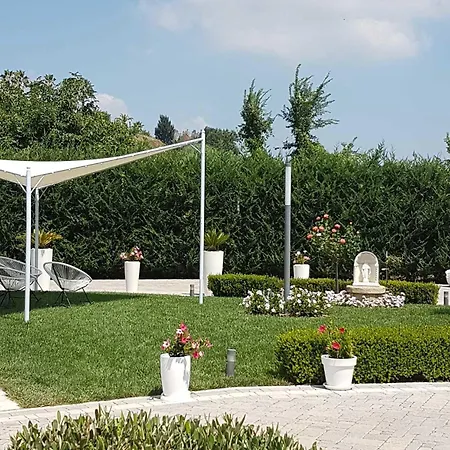 Residenza Delle Grazie Couette-café 4*
