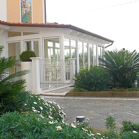 Residenza Delle Grazie Bed & Breakfast 4*