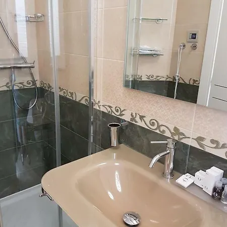 Residenza Delle Grazie 4* Cossignano