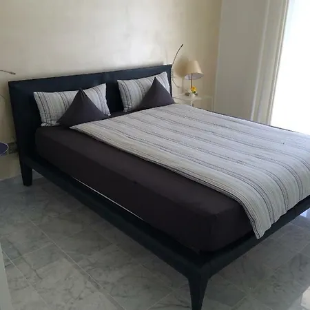 Bed & Breakfast Residenza Delle Grazie 4*