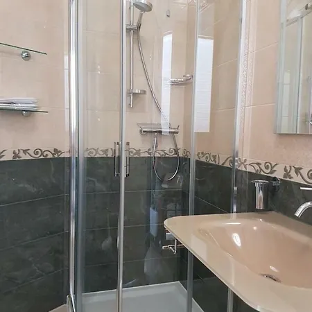 Alojamento de Acomodação e Pequeno-almoço Residenza Delle Grazie Cossignano