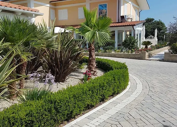 Residenza Delle Grazie 4*